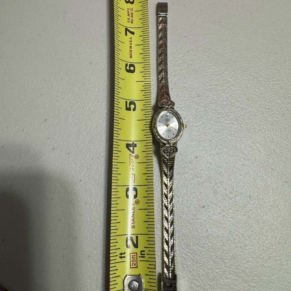 Gloria Vanderbilt watch